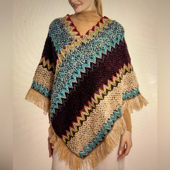 Boho Zigzag Chevron Patterned Poncho - Picture 1 of 3